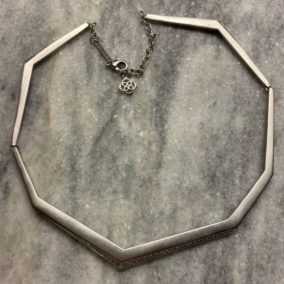 KENDRA SCOTT • Gunmetal Lucas Choker Adjustable Slider Necklace - Picture 3 of 4